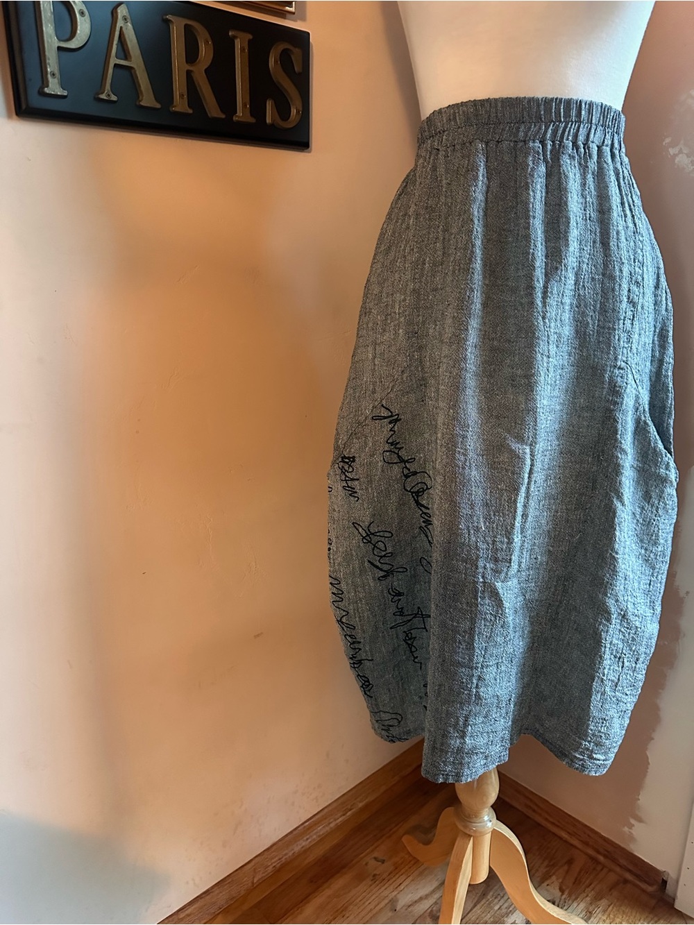 LUUKAA Gray Linen-Blend Elastic Waist Midi Balloon Skirt with Script Detail